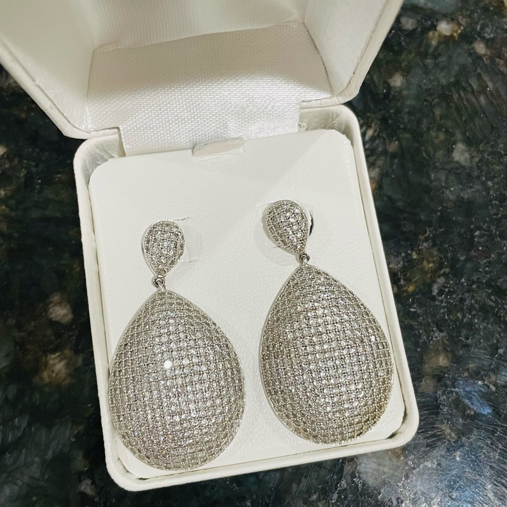 Elegant 925 Sterling Silver Teardrop Earrings with Pave Diamond Style